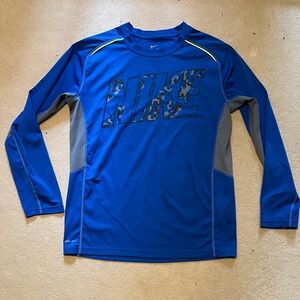 Nike Shirt Boys size XL